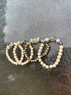 Neutral Cream & Metallic Gold Beaded Bracelet Set - 4 Piece